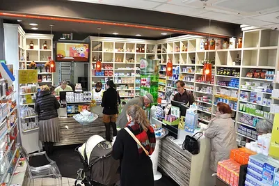 Pharmacie de la place 30JPG